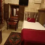 Naturels Cave House ホテル 4*