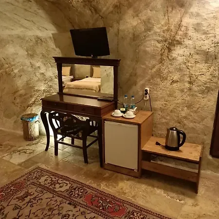 Naturels Cave House 4*
