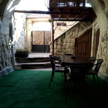 Naturels Cave House 4*