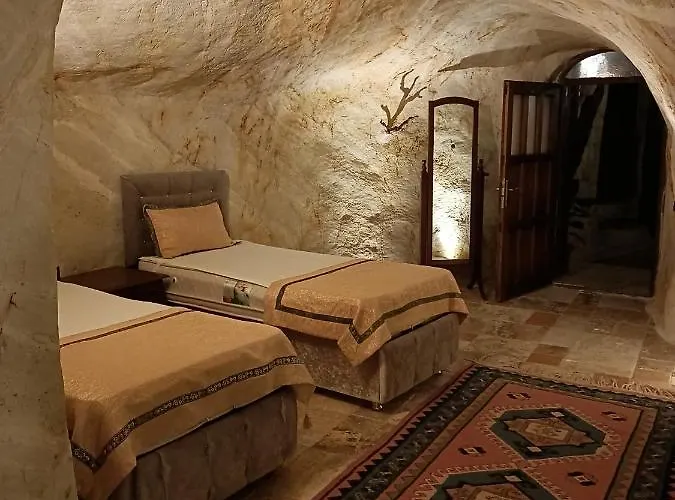 Naturels Cave House Hotel 4*