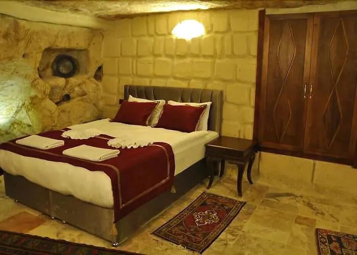 Hotell Naturels Cave House 4*